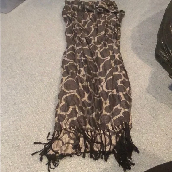 Disney Parks scarf limited edition NWOT Two Pattern Sides Mickey